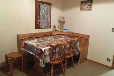 Image de 3ème étage, parking, télévision, casier à ski, 32m², Arêches-Beaufort