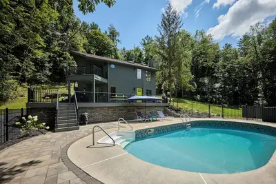 Image de Berkshires Summer Chalet w/ Pool + Private Hiking Trails
