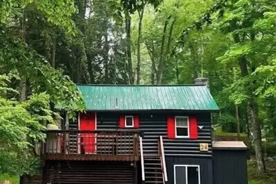 Image de The little cabin that could…\n
