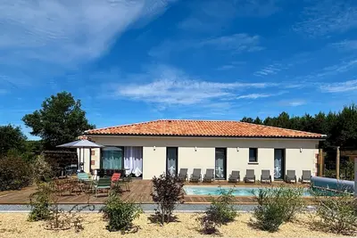 Image de Villa 8 personnes, piscine chauffée, proche de l'océan