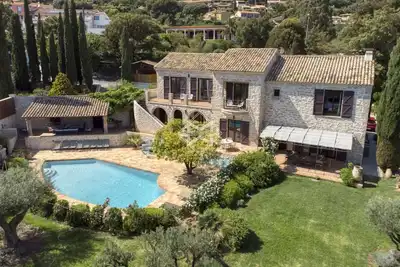 Image de Villa 5 min walk from Pramousquier Beach
