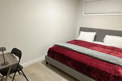 Image de Open modern concept 2br basement