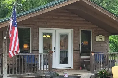 Image de The Bunkhouse at Lobo Landing Resort Located on the Little Red River!