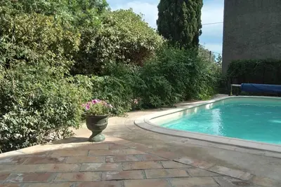 Image de 6 bedroom private vacation home in coulobres