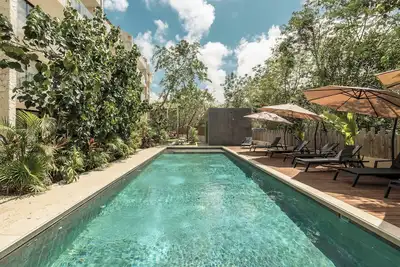 Image de Beautiful & Brand new, 2br Gated Community, Pool
