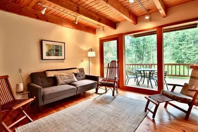 Image de 5 min to Fort Flagger St. Park w\/ wifi & fire pit