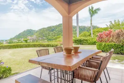 Image de Enjoy Sunsets at Los Sueños Oceanview Condo