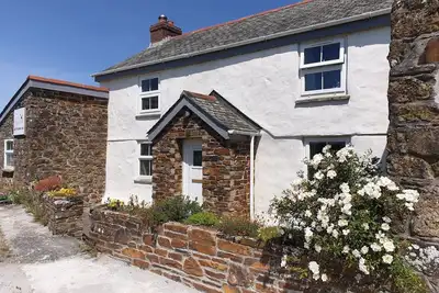Image de Characterful cottage, short drive from Port Isaac, Polzeath and Rock. Sleeps 7.