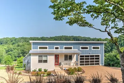 Image de Welcome to Carol's Castle! Mountain views & horses within 15 min of Dt Asheville