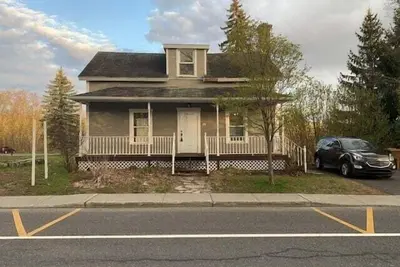 Image de 891 shefford maison 4 chambres