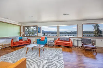 Image de Retro Vibe, River View, White Salmon, Hood River