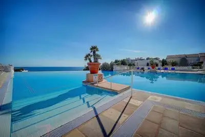 Image de Immogroom - Vue mer - Rénové - Piscine- Clim