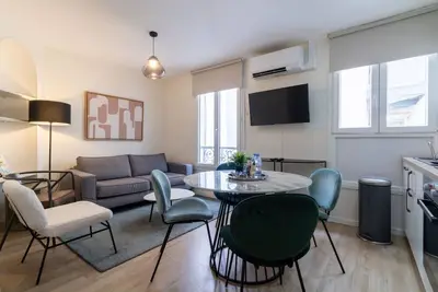 B1. Two Bedrooms#Champs Elysées#Arc de Triomphe#Ac