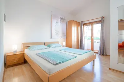Image de Appartement d'une chambre avec le balcon et la vue sur le mer Baska, Krk (A-23309-b)