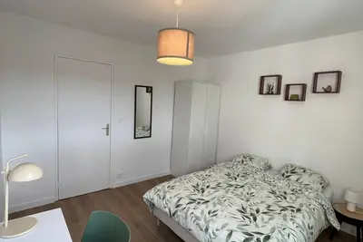 Image de Appartement chic et spacieux de 4 chambres