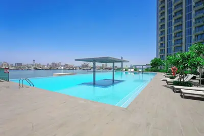 Image de MyDuomo: 2 Bedroom on high floor, with park & community views