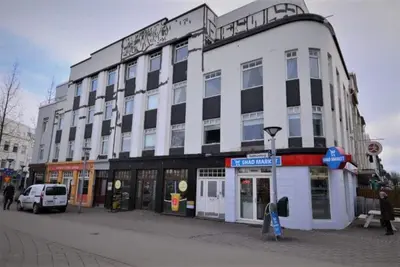 Image de Day Dream Townhall Square Apartments