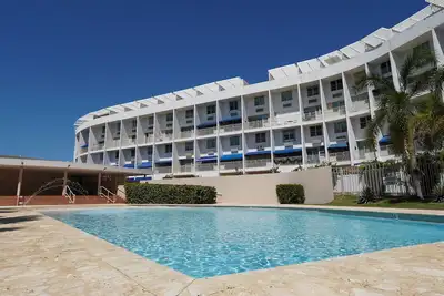 Image de Family-sized condo, 13 min walk to El Combate Beach and Great Restaurants.