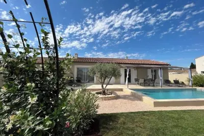 Image de Villa Provencale avec Piscine