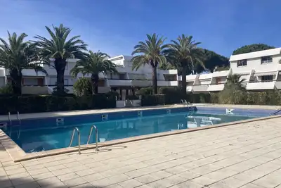 Image de Sol-y-Days les Cyprianes, appartement avec vue sur piscine