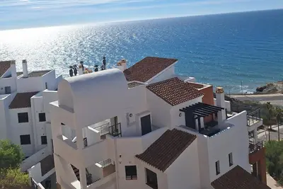 Image de Exclusive Penthouse Privacy and Sea View in Vistamar by KNITorrox