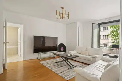 Image de Elegant Appartement Neuf avec Balcon dans le 16ème