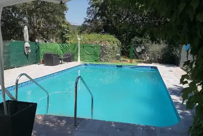 Image de Casa con Piscina, Amplio Jardín y Barbacoa. En Montaña, Rodeada de Naturaleza