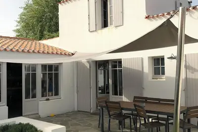 Image de Maison récente avec jardin à port Joinville