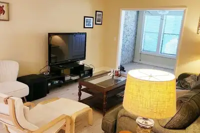 Image de Spacious quiet all ground floor gated condo. Large pool / tennis pickle ball
