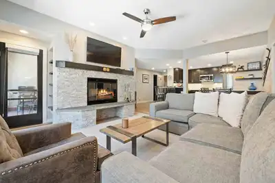 Image de The Charter at Beaver Creek A2505