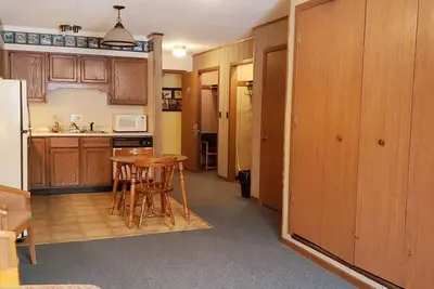 Image de Spacious Two level Condo (#2) inside the Lodge at North Ironwood Acres, 2br/2ba & Kitchenette (Be Self Sufficient! ! ), and Dog Friendly!