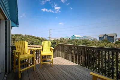 Image de Hidden gem near the heart of Surf City, Spindrift!