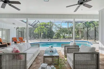 Image de Pool Villa, 3br/2. 5ba, private heated pool, close to the beaches