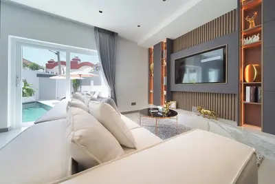 Image de *New* Luxury 4br, Salt Pool 3km Walking St & Beach