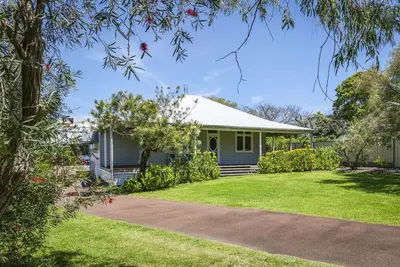 Image de Charming beach home in heart of old Dunsborough