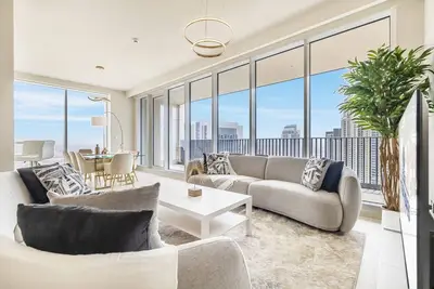 Image de Modern Home on 33rd Floor in Dubai Creek
