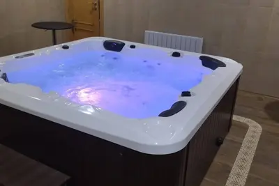 Image de Maison de campagne \"Flor De Romero\" avec piscine privée, Wi-Fi et climatisation