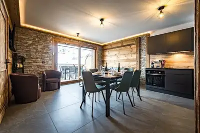 Image de Appartement 6/8 personnes au pied des pistes avec jacuzzi