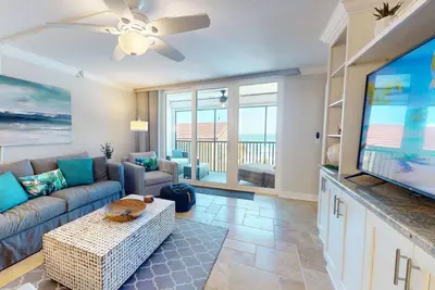 Image de Premier Beachfront Condo. Heated Pool and Hot Tub. Large Balcony. Two Master Suites. Great Location!
