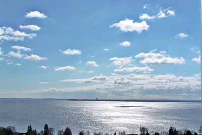 Image de Appartement 'Wellness Penthouse Meerblick' avec vue sur la mer, jardin partagé et Wi-Fi