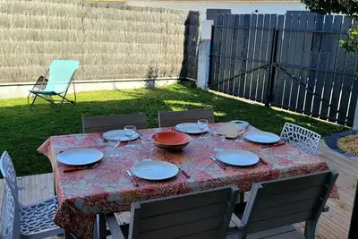 Image de Maison au calme d'une impasse, à pied ou à vélo pour les commerces et la plage.