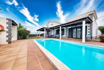 Image de Villa Endless Summer - Private Pool and Bbq By Lanzarote Vacation Homes