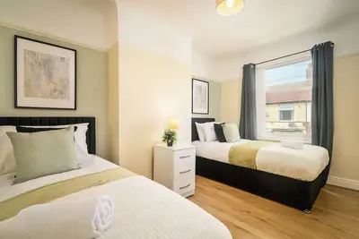Image de 64 Melling Avenue, Fazakerley, Liverpool L9 0jz, Uk