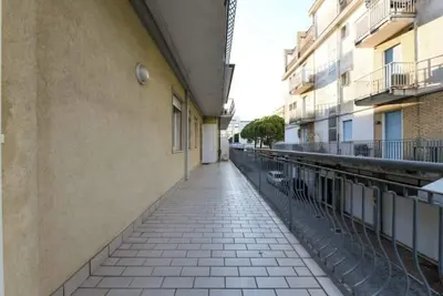 Image de Oliveti 1 - Lido di Jesolo, Italy. Entire accommodation