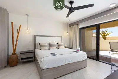 Image de Beachview 3 Br Condo - Oceanfront Pool - 150