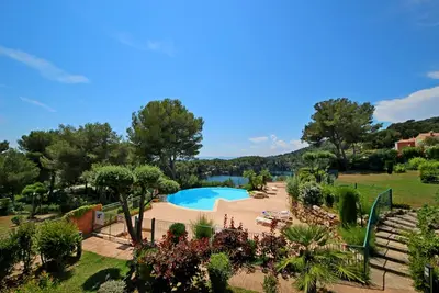 Image de À 5 minutes de la mer. Appartement climatisé, piscine, animaux acceptés.