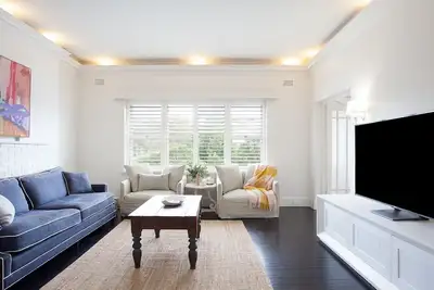 Image de A touch of Pink, Bellevue Hill Ih