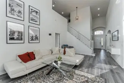 Image de 637- Huge 5 Bed Villa with Amazing Water Views and Own Private Pool and Spa