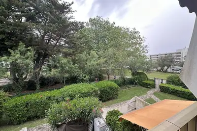 Image de Beau studio dans une résidence arborée