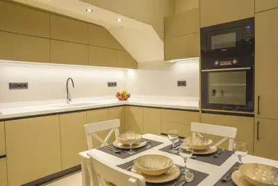 Image de Modern flat 2 minutes from the sea (2)